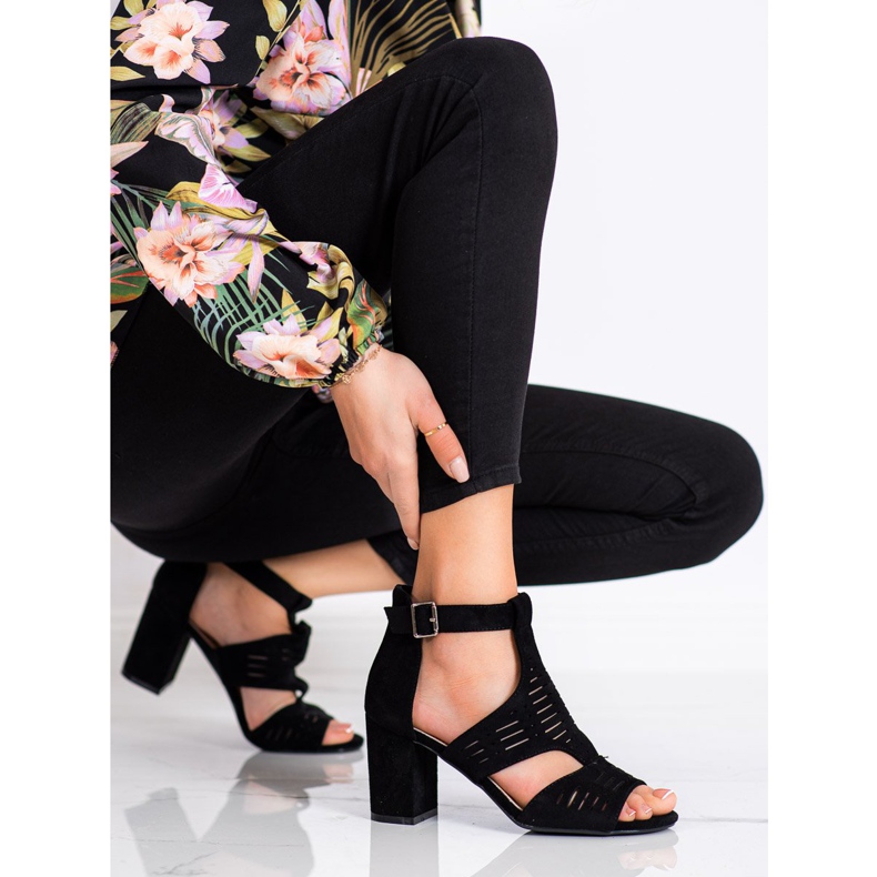 Sandálias perfuradas de Sergio Leone preto 1