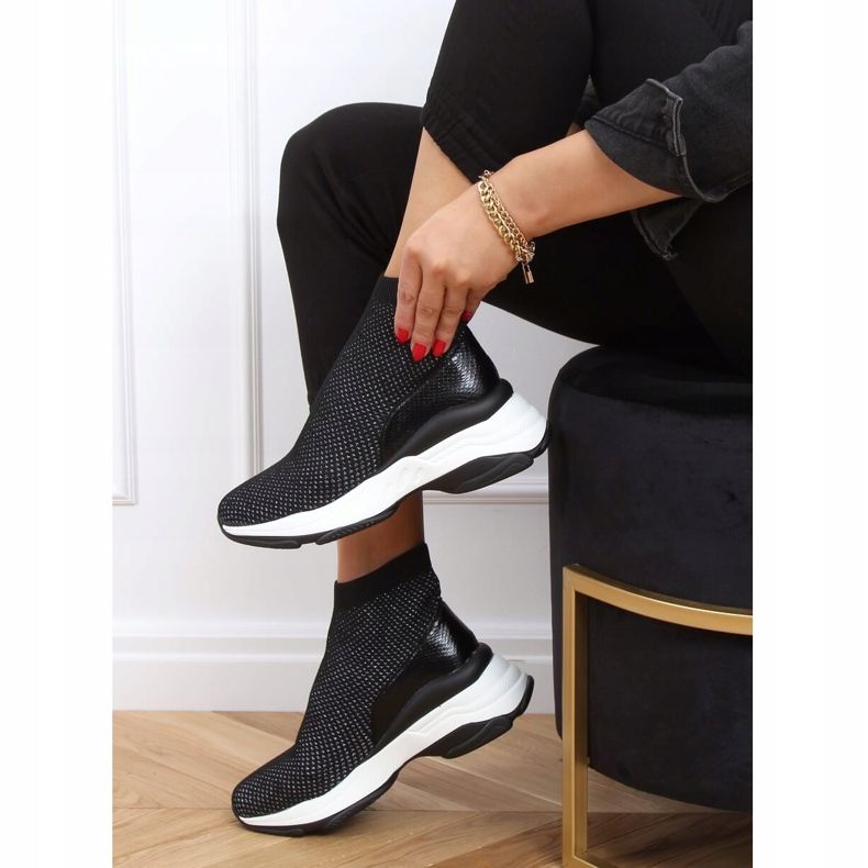 Sapatos esportivos pretos RQ286 com salto oculto 1 Sapatos esportivos pretos RQ286 com salto oculto 1