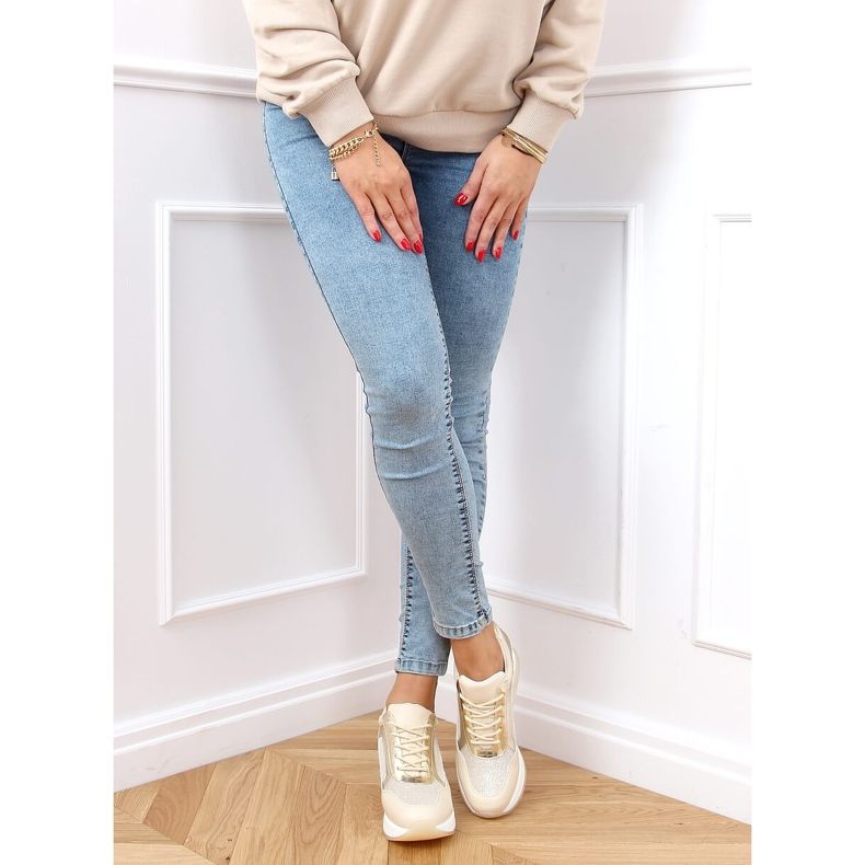 Sapatos esportivos em uma cunha oculta bege e dourado RQ288 bege 2