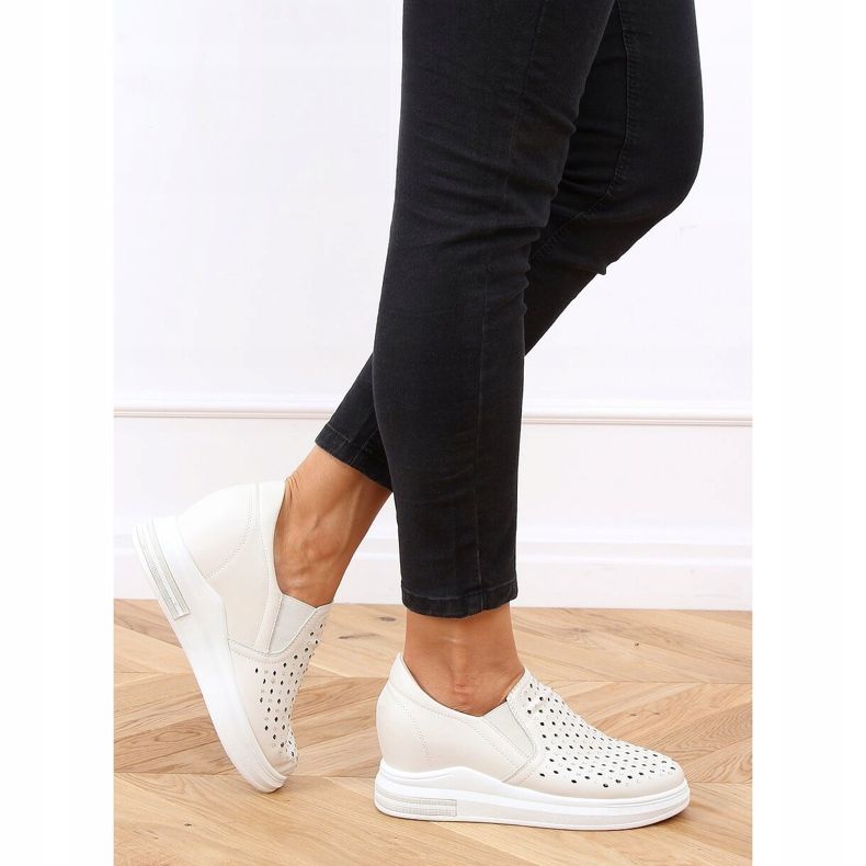 Tênis deslizam na cunha bege HY-251 Bege 2