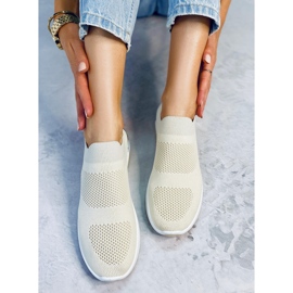 Meias esportivas bege G-362 Sapatos bege 1