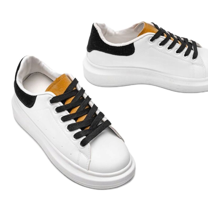 Tênis com sola robusta Lauryn na cor branca branco 2 Tênis com sola robusta Lauryn na cor branca branco 2