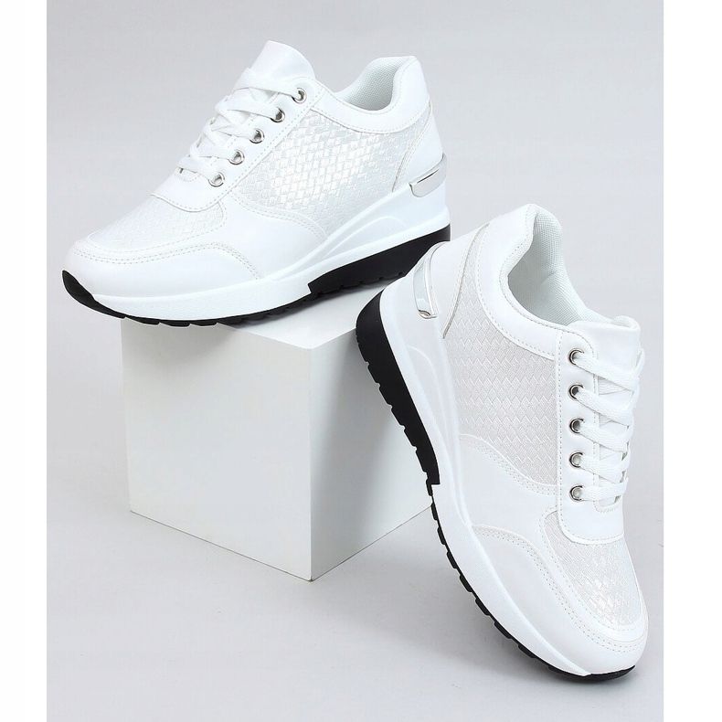 White MY-2717 sapatos esportivos brancos em um salto oculto de cunha 1