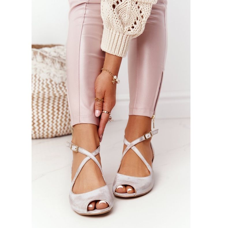 Sandálias de salto alto de couro Maciejka 04509-45 bege-ouro dourado 2