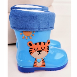 Galochas infantis com isolamento azul e um tigre 1