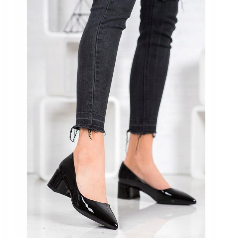 Bombas lacadas VINCEZA preto 2