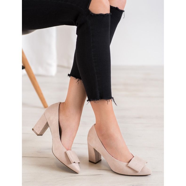 W. Potocki Bombas de purpurina com arco bege 1 W. Potocki Bombas de purpurina com arco bege 1