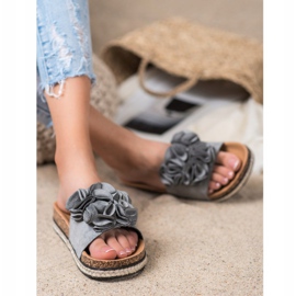 Chinelos Confortáveis Com Flores VINCEZA cinza 1 Chinelos Confortáveis Com Flores VINCEZA cinza 1