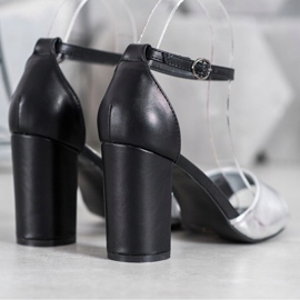 Small Swan Sandálias clássicas em um bar preto cinza 1 Small Swan Sandálias clássicas em um bar preto cinza 1