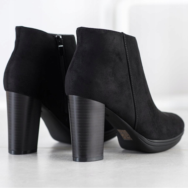 Lovery Botas curtas de salto alto preto 1