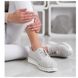 Goodin Calçado de couro a céu aberto bege 1