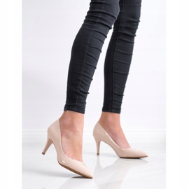 Goodin Bombas clássicas lacadas bege 1