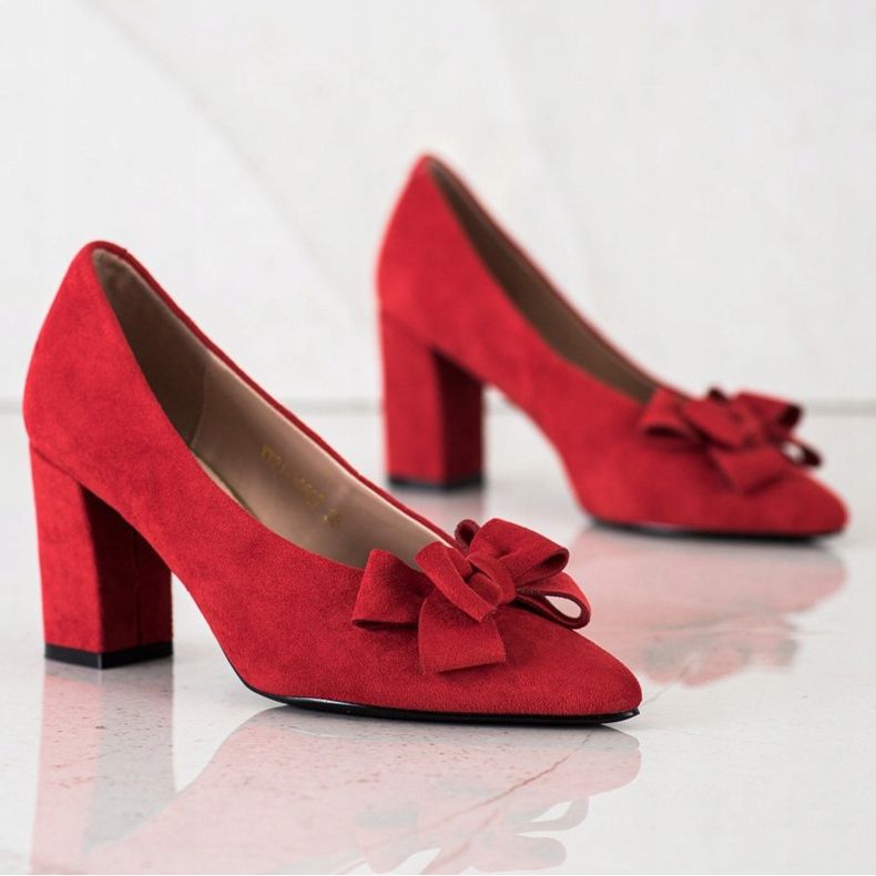 Sapatos vermelhos com laço Vinceza 1 Sapatos vermelhos com laço Vinceza 1
