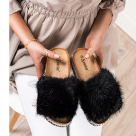 Seastar Chinelos elegantes em uma plataforma decorativa preto 2