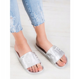 Small Swan LOVE &amp; HATE chinelos de couro ecológico prata 1