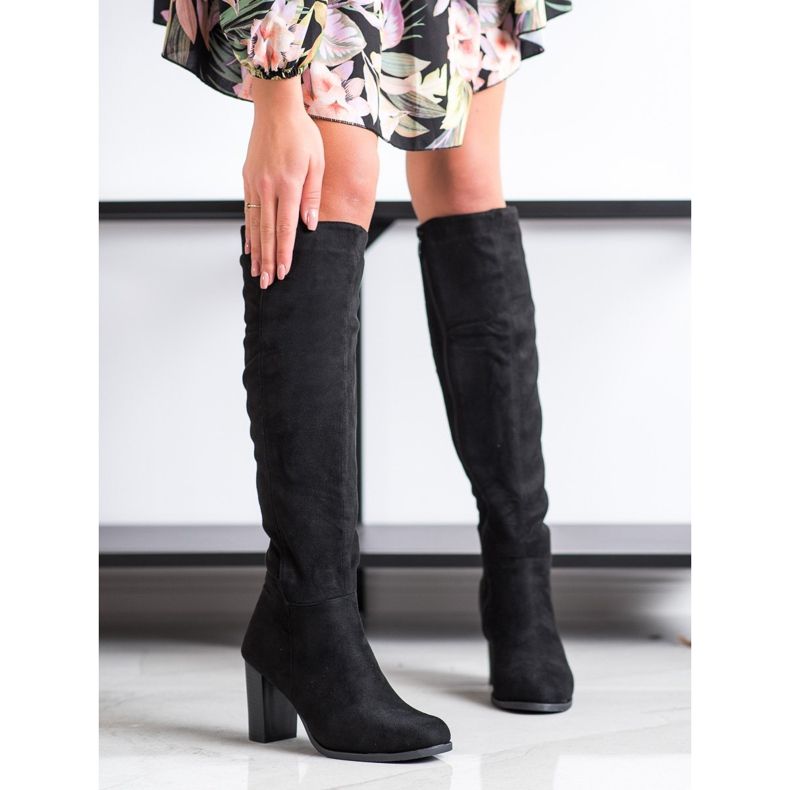 Balada Botas clássicas com isolamento preto 1