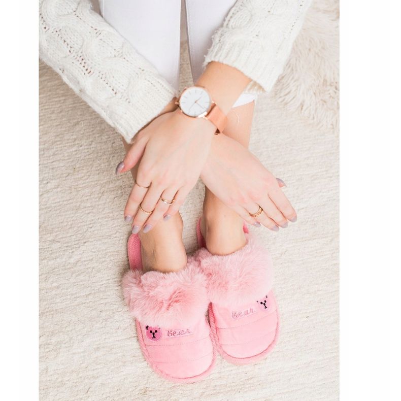 Bona Chinelos com pele de urso rosa 1