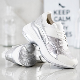 Bestelle Tênis da moda na plataforma branco prata cinza 1