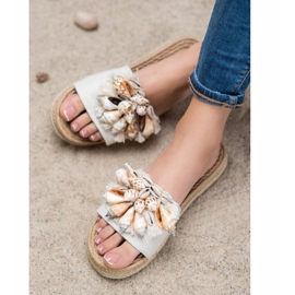 Seastar Chinelos elegantes com conchas bege 1