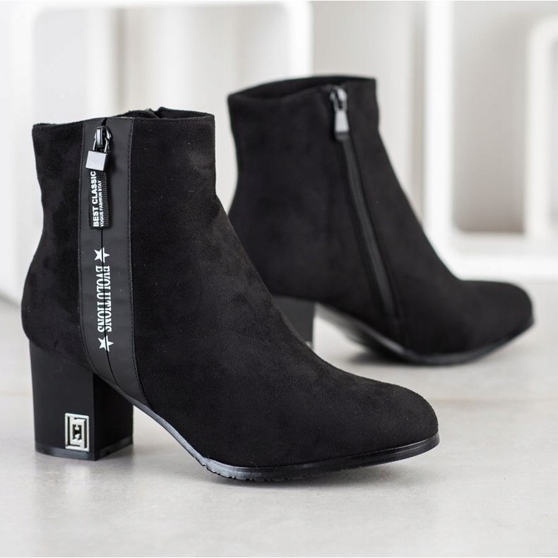 Gogo Boots On A Post Evolutions preto 1