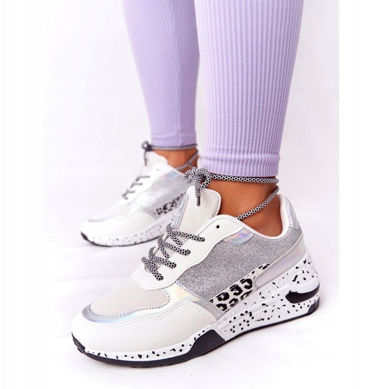 NEWS Tênis feminino cunha branco com brocado Avery 21SP26-3974 preto prata 1