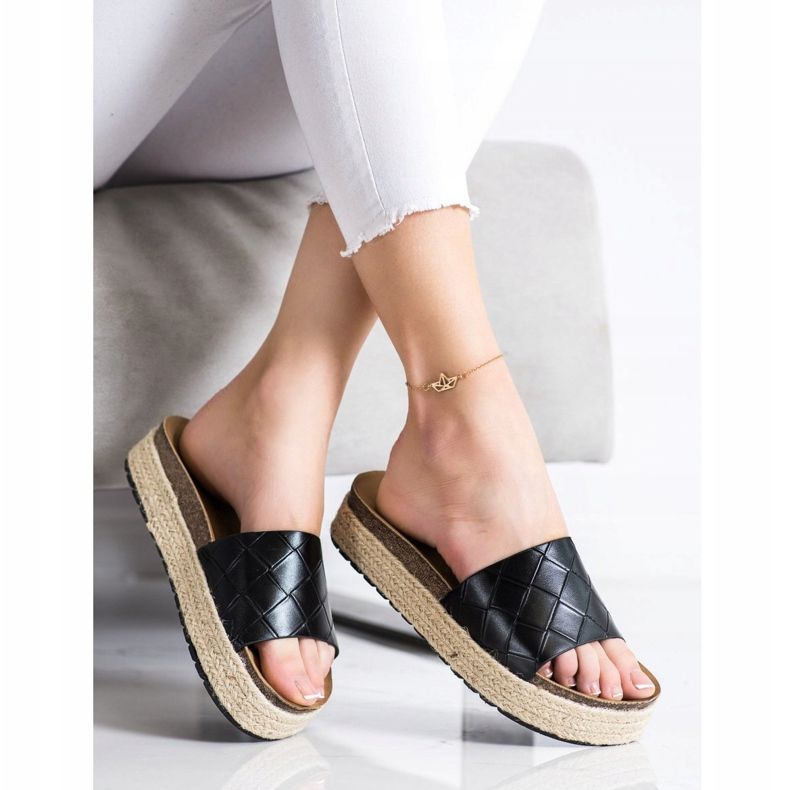 SHELOVET Chinelos na plataforma preto 1