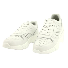 Calçados esportivos femininos de couro branco FILIPPO DP2156/21 WH 1