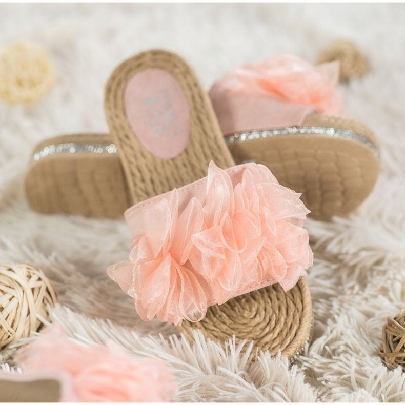 Small Swan Chinelos Com Ornamento rosa 1 Small Swan Chinelos Com Ornamento rosa 1