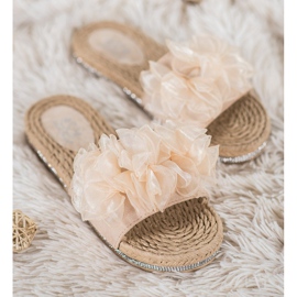 Small Swan Chinelos Com Ornamento bege 2 Small Swan Chinelos Com Ornamento bege 2