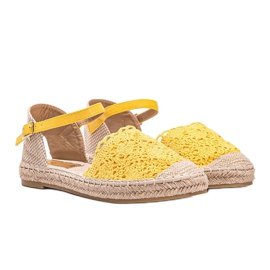 Alpercatas amarelas com renda bebê amarelo 1