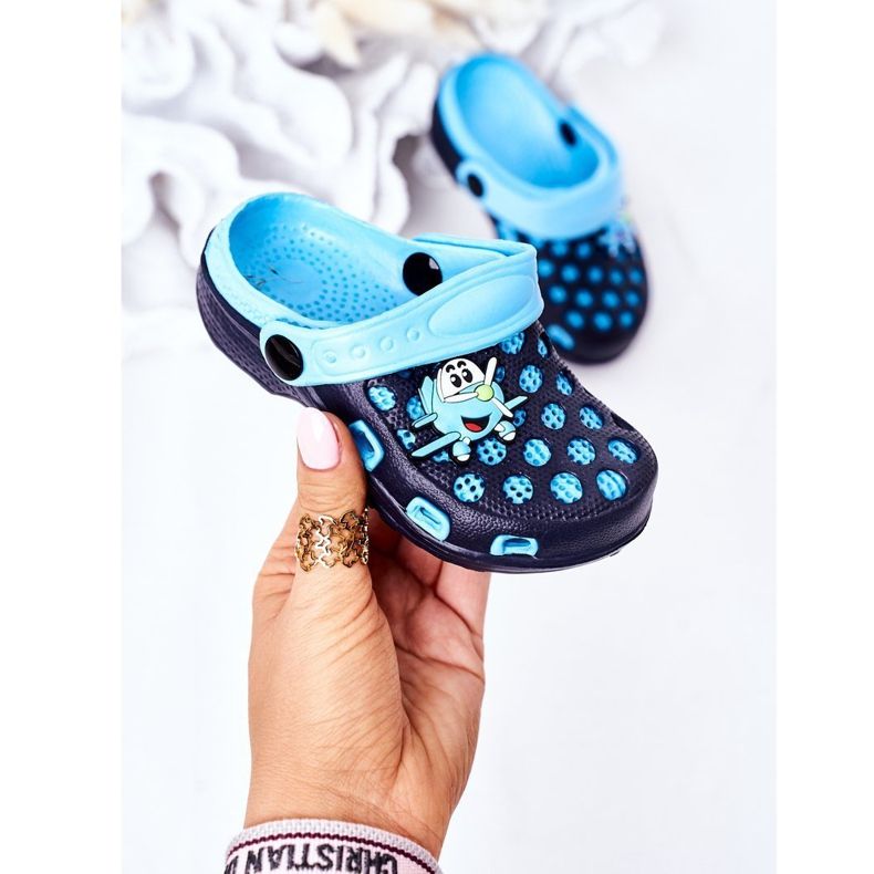 Chinelos de espuma infantil crocs azul marinho Júpiter azul-marinho 2