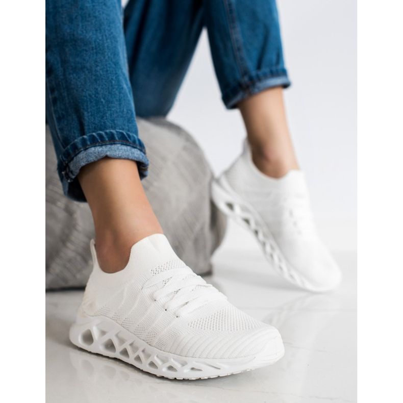 Tênis esportivo leve Mckeylor branco 2