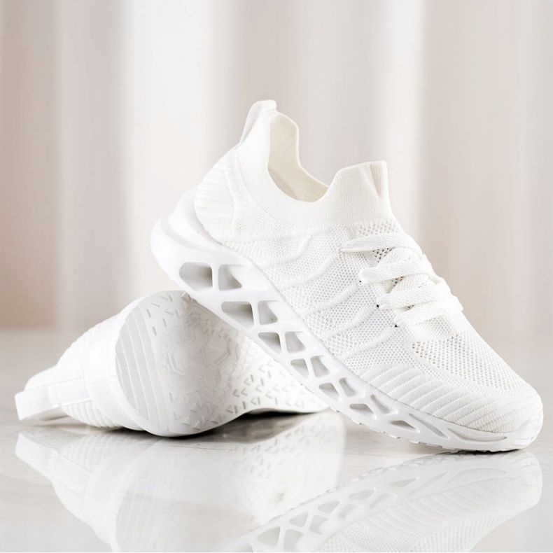 Tênis esportivo leve Mckeylor branco 1