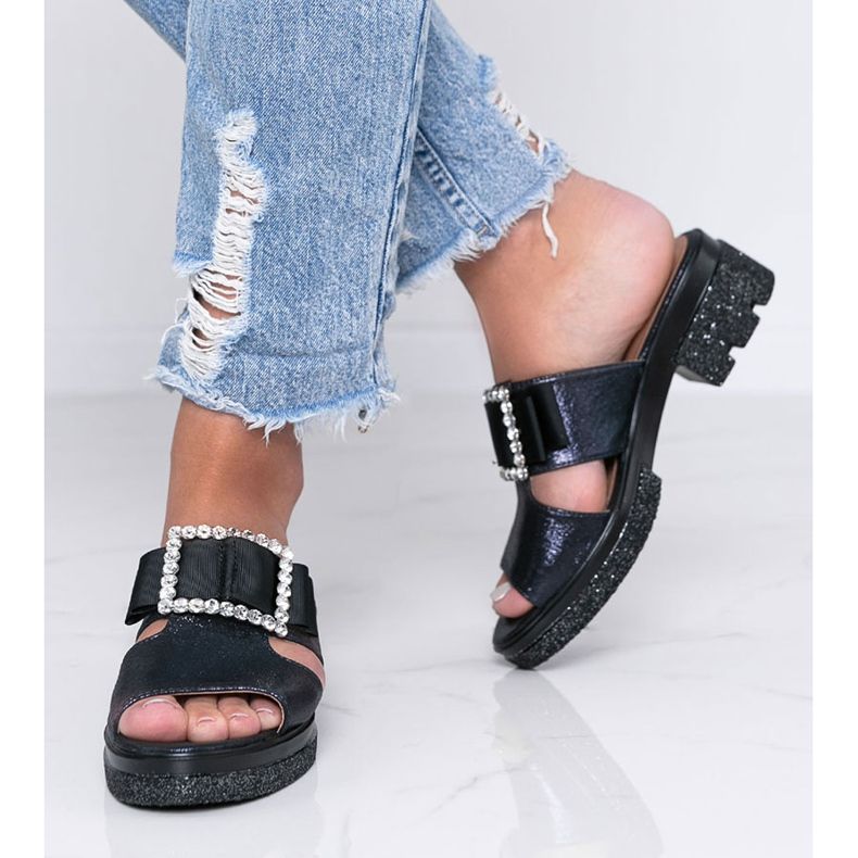 Chinelos azuis brilhantes com fivela Lizzy azul 1