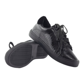 American Club Esportes empatados com o americano 15.240 preto 3