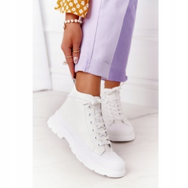 Tênis feminino de couro trissy branco com sola grande 2