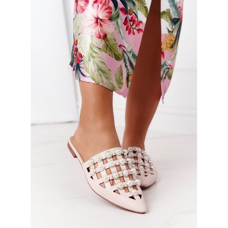 PS1 Chinelos Bege Ripple com parte superior e pérolas 2