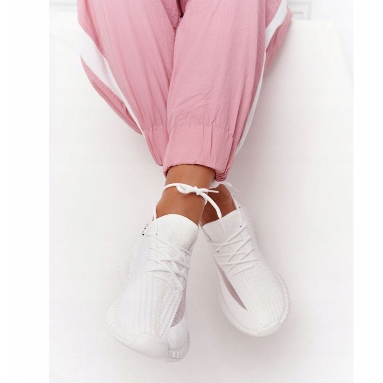 PS1 Tênis feminino esportivo branco incrível 2