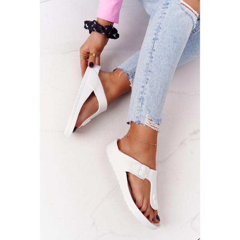 NEWS Chinelo feminino de borracha branco Alma 1