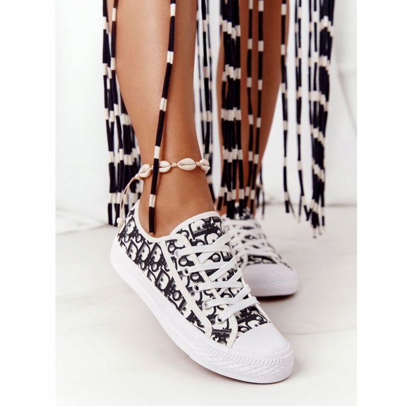 PS1 Tênis feminino logado branco e preto - folga 2