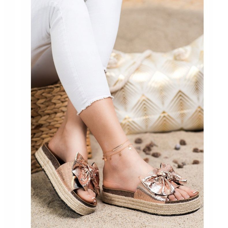 SHELOVET Chinelos brilhantes com laço dourado 1
