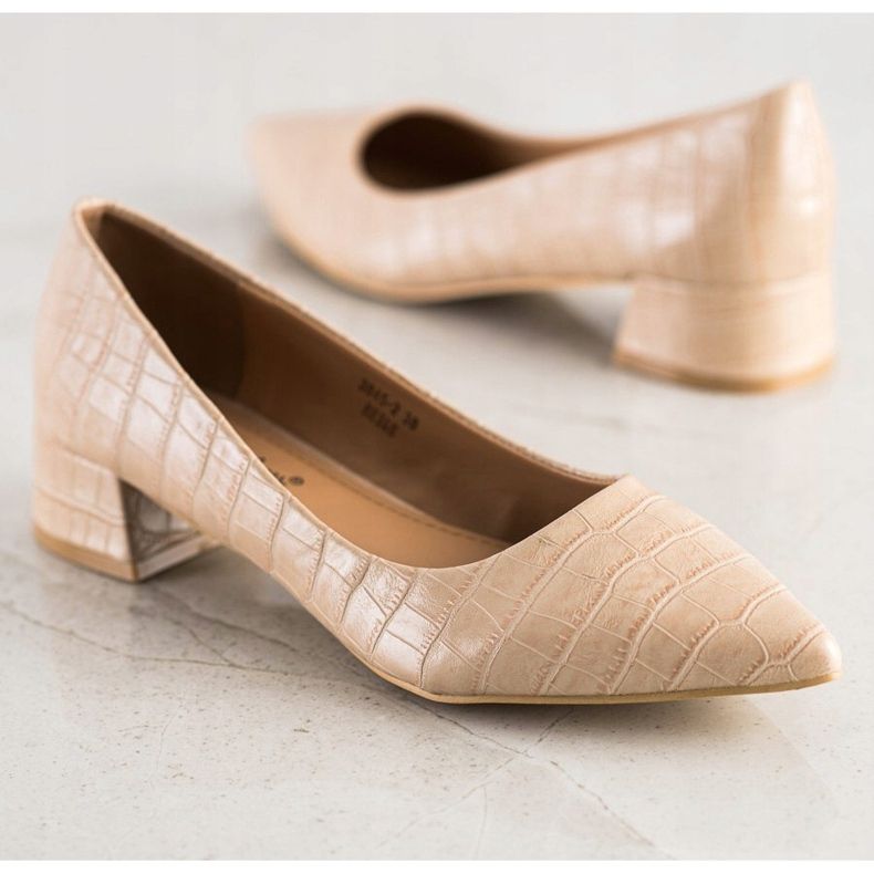 Sweet Shoes Bombas clássicas de salto baixo bege 1