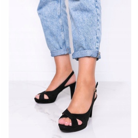 Sandálias pretas de salto alto da Big Girl preto 1