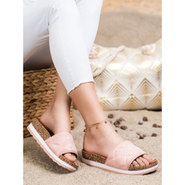 Comer Chinelos confortáveis ​​na plataforma rosa 2