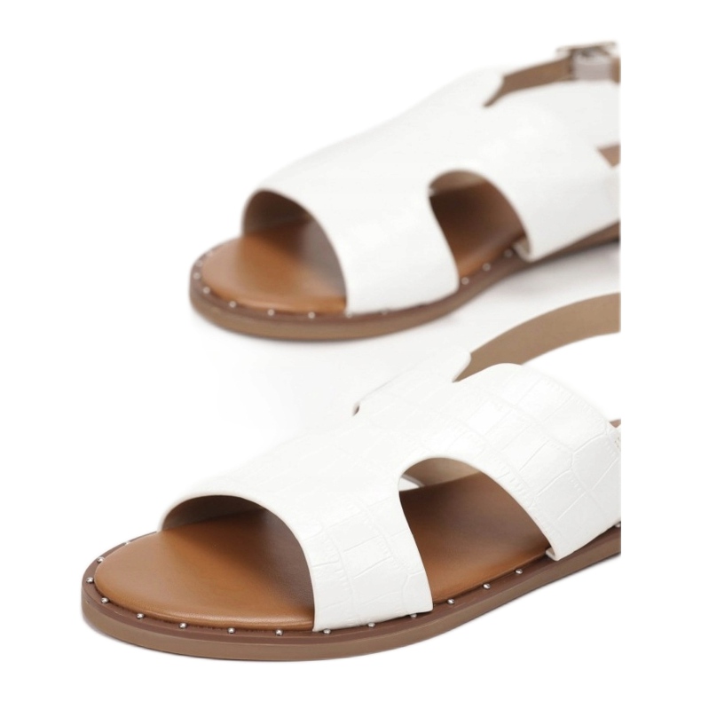 Vices Vícios 2016-6-71-white branco 1 Vices Vícios 2016-6-71-white branco 1