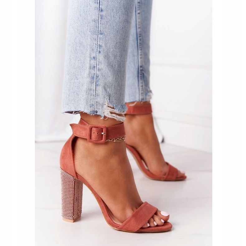 Sandálias em um bar com cubic Zircônia Lu Boo Ceglaste vermelho multicolorido 2