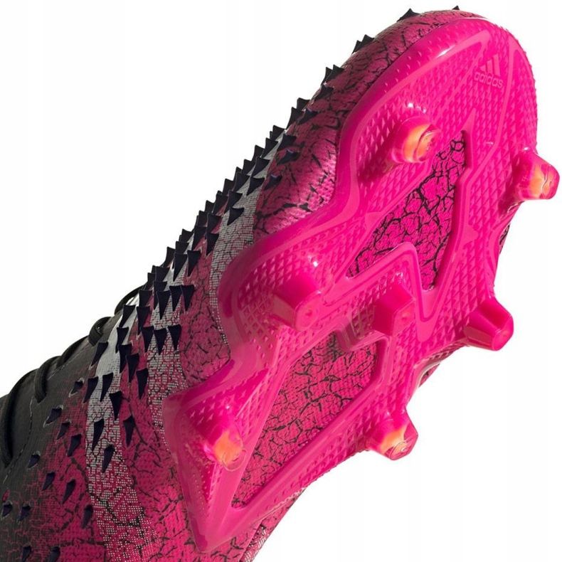 Chuteiras Adidas Predator Freak.1 L Fg M FW7244 branco, preto, rosa preto 2