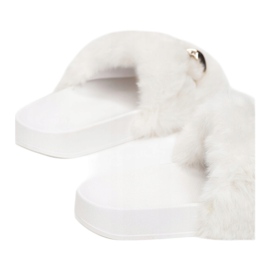 Vices Vícios NA18-71-branco 1 Vices Vícios NA18-71-branco 1