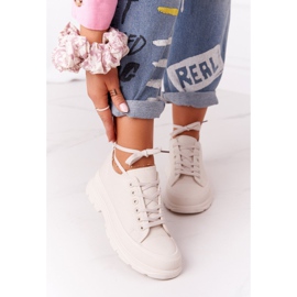 Tênis feminino bege, tempo de viagem com sola grande 2