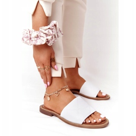 Chinelos de couro com acolchoado Nicole 2650 branco 1